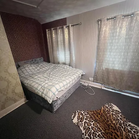 Casa De Munca Homestay *